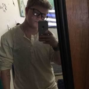 Meet your Posher, Kade